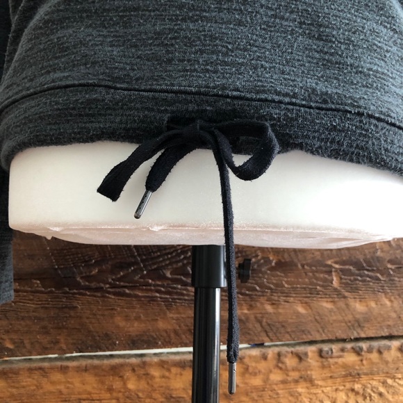 Roots | Turtle Neck Sweatshirt - Picture 6 of 9